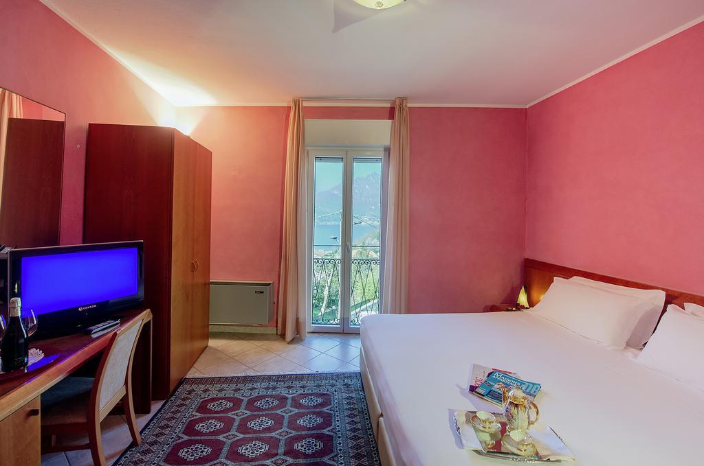 Hotel San Gerolamo Vercurago Kültér fotó